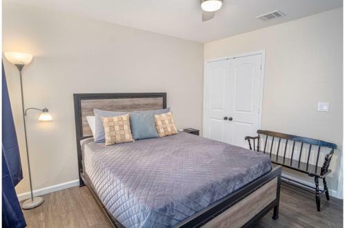 Splendid Gated 4 Br 2 Ba Home Near Downtown