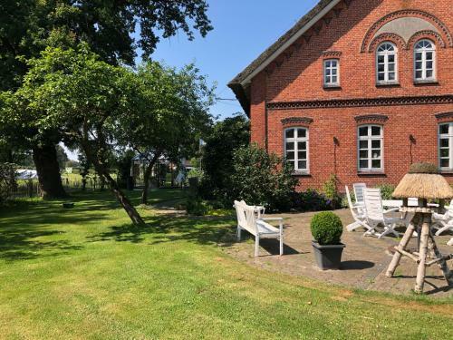 Apartamento Gut Strackholt Fewo Seemannsgarn