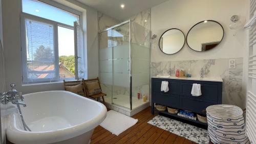 Villa Au Beau Site � Proximit� de La Plage
