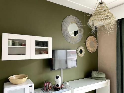 La Room: Seaside Apartment + Terrace + Parking