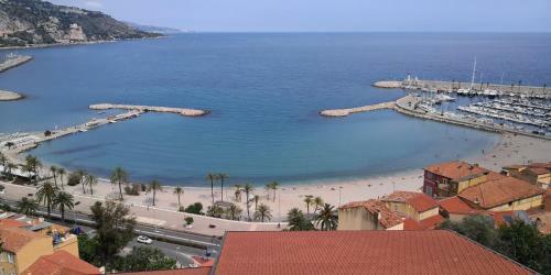 Apartamento Joli Studio Dans Le Coeur de Menton