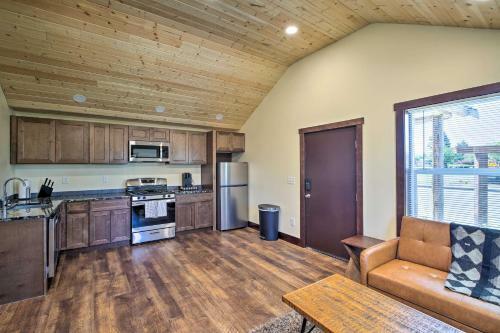 Apartamento Modern Buckley Apt, Walk To Main St Eateries!