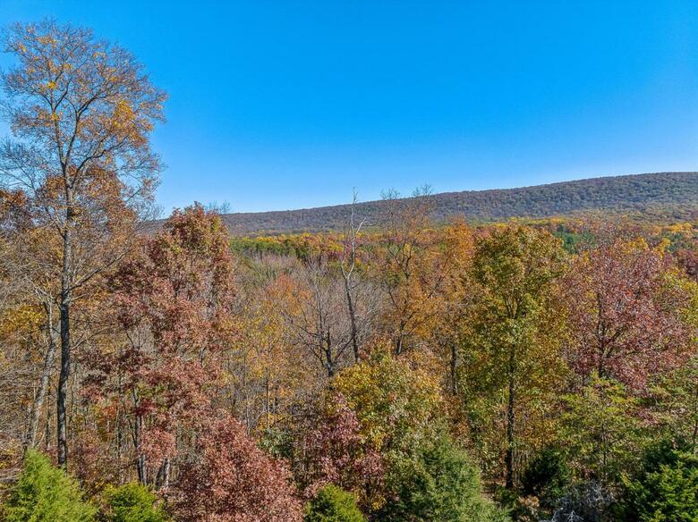 Overlook At Sleepy Creek