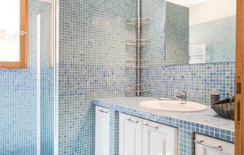 Three-bedroom Holiday Home In Nessa