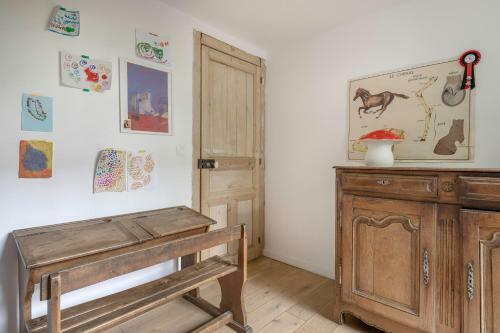 Maison de Ville Au Calme Et Son Jardin Fleuri