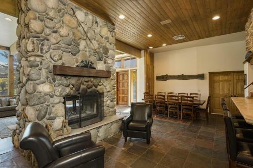 49617 Hwy 550 - Inn 3 Bed Listing