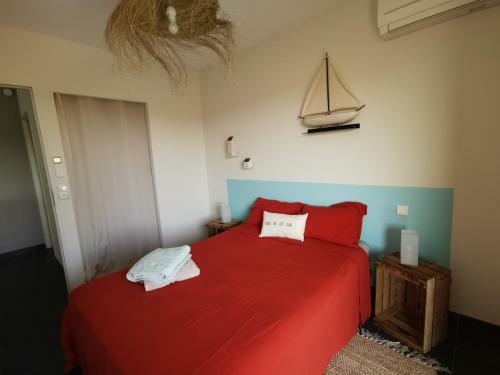 Villa Perpignan, Maison de Vacances Avec Piscine