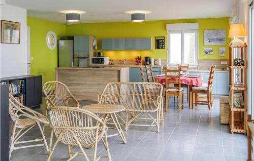Awesome Home In Pirou-plage With 3 Bedrooms