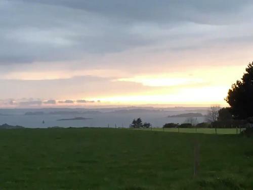 Vue Mer Et Campagne / C�te de T�r�nez