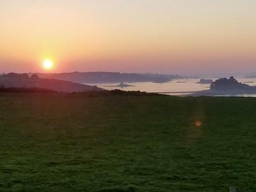 Vue Mer Et Campagne / C�te de T�r�nez