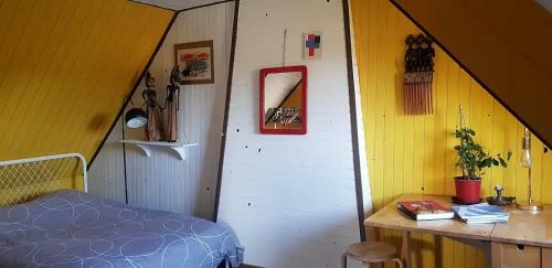 Vue Mer Et Campagne / C�te de T�r�nez