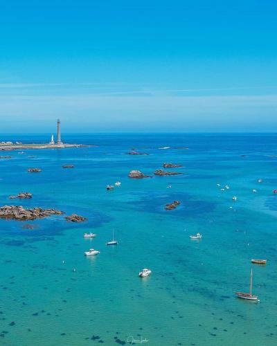 Jolie Maison de Bourg � 1km Des Plages