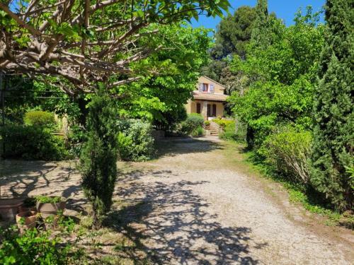 Maison Provencale, Meubl� de Tourisme 4 �toiles