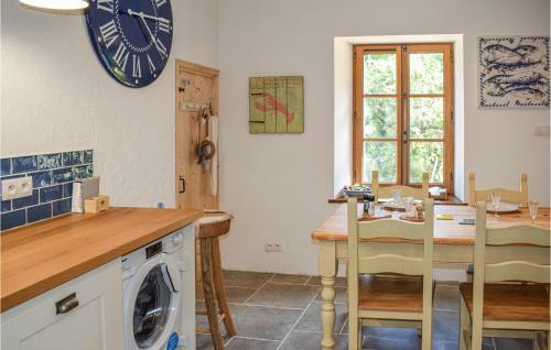 Awesome Home In Quemper Guezennec With 2 Bedrooms