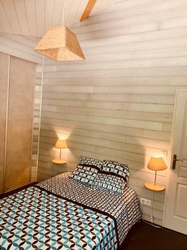 L Estanguet Maison Atypique En For�t