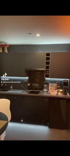 Apartamento Les Secrets Rooms, Love Room de Luxe Avec Jacuzzi