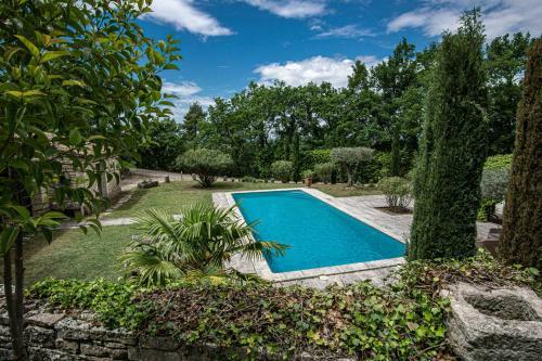 Propri�t� D'exception Au Coeur Du Luberon