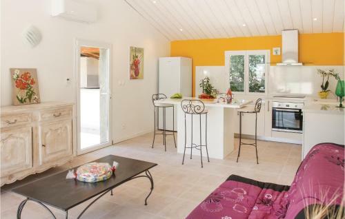 One-bedroom Holiday Home In St. Gervais