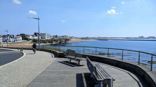 Apartamento Studio Terrasse En Bord de Mer Avec Garage