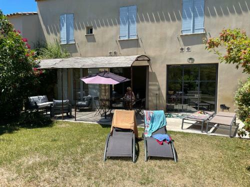 Villa de Charme Et Piscine 177