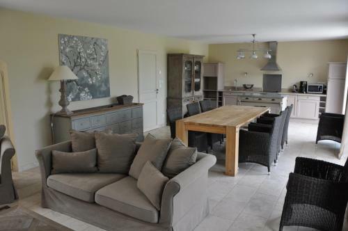 Villa de Charme Et Piscine 177