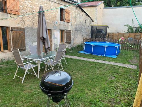 Petite Maison Lorraine Avec Chemin�e Et Jardin