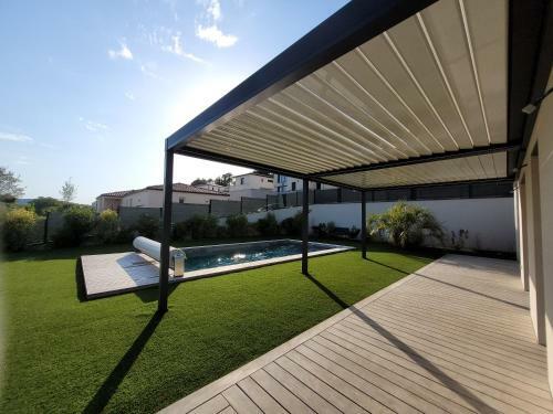 Villa La Garrigue de St Paul Yourhosthelper