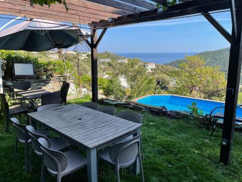 La Villa Du Pressoir - Authentique Et Spacieuse.
