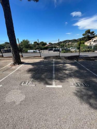 Apartamento 2 Pieces+terrasse - Proche Plages Sanary