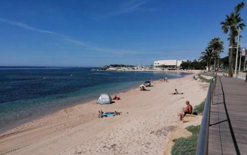 Apartamento Charmant Studio Clim Pin�de 1 Min de La Mer