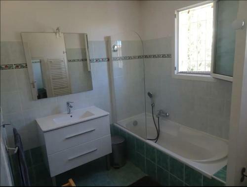 Les Genets D'or - Le Clos Saint Michel