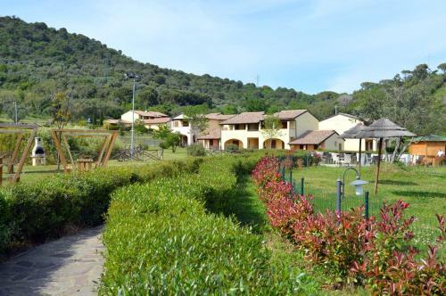 Aparthotel Le Corti Di Montepitti