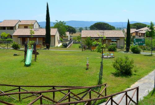 Aparthotel Le Corti Di Montepitti
