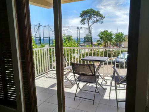 Apartamento Playa Esquirol