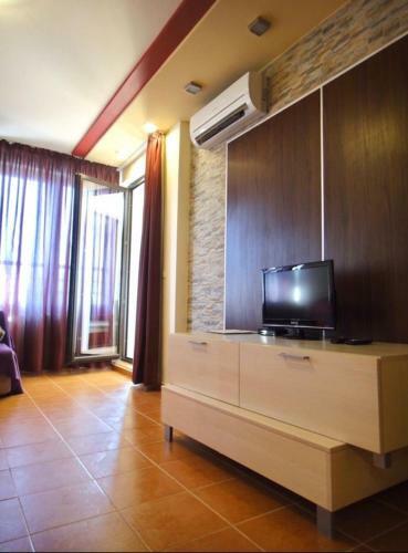 Green Life Apartment - 1 Br, ??????????, 2- Rooms