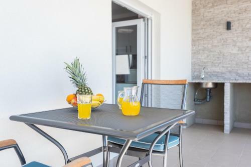 Apartments Omorfia
