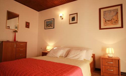 Apartmen Grdan In Porat