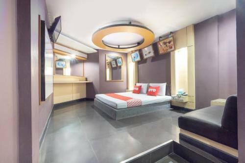 Oyo 75382 Chonburi Hotel
