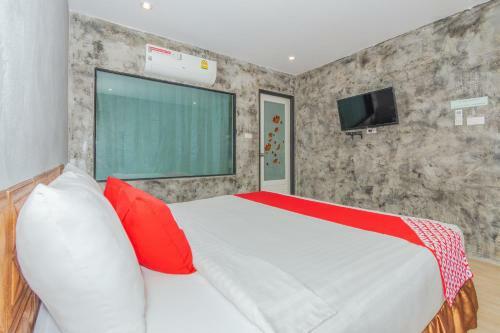Hotel Oyo 650 At Night Pranburi