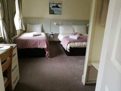 Hostal Watersedge Seaviews