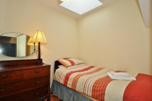 Bed & Breakfast Boffin Lodge Guest House