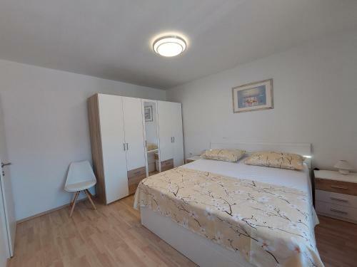Apartments Velinka