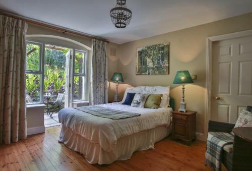 Raheen House Hotel