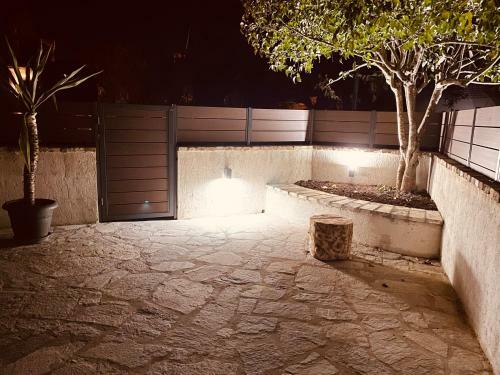 Apartamento Louvros Luxury Suittes