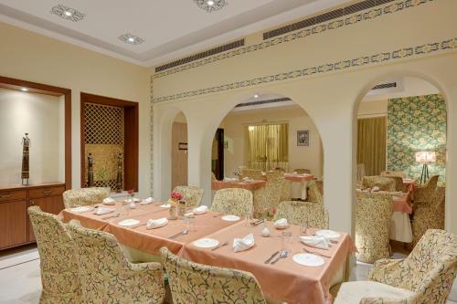 Brahma Niwas - Best Lake View Hotel In Udaipur