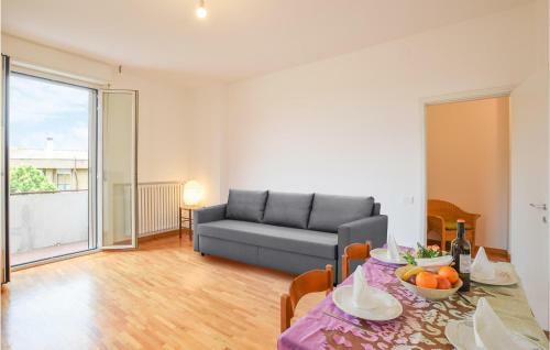 Stunning Apartment In Mondolfo With 3 Bedrooms