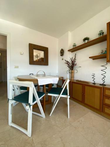 Apartamento Seaview Wifi + 2 Rooms + Pool