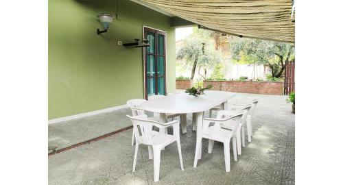 Dessy - Villetta A 500 Mt Dal Mare