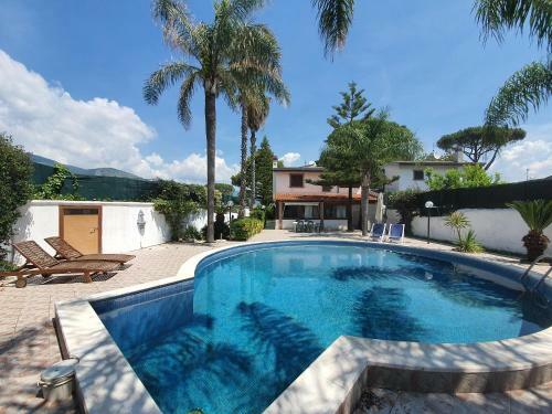 Campy - Villa Con Piscina Privata A 50 Metri Dal Mare