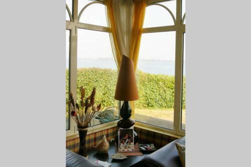 Vue Sur L'�le de Berder Et Vue Mer